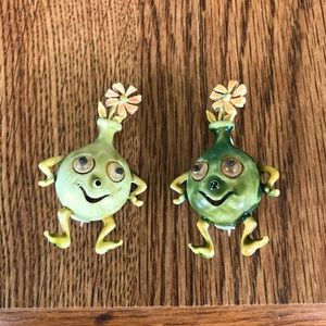 Vintage Googley Eyed Pins